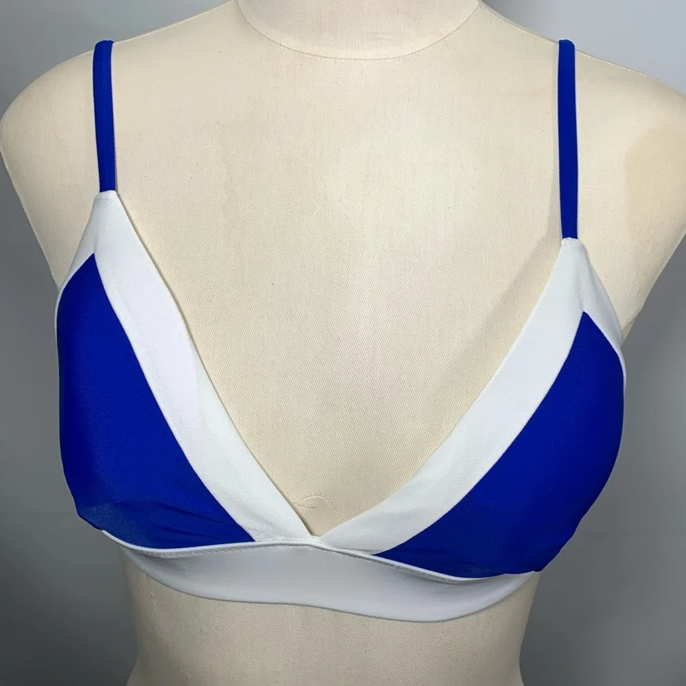 Express ColorBlock Triangle‎ Bikini Top - Picture 5 of 7